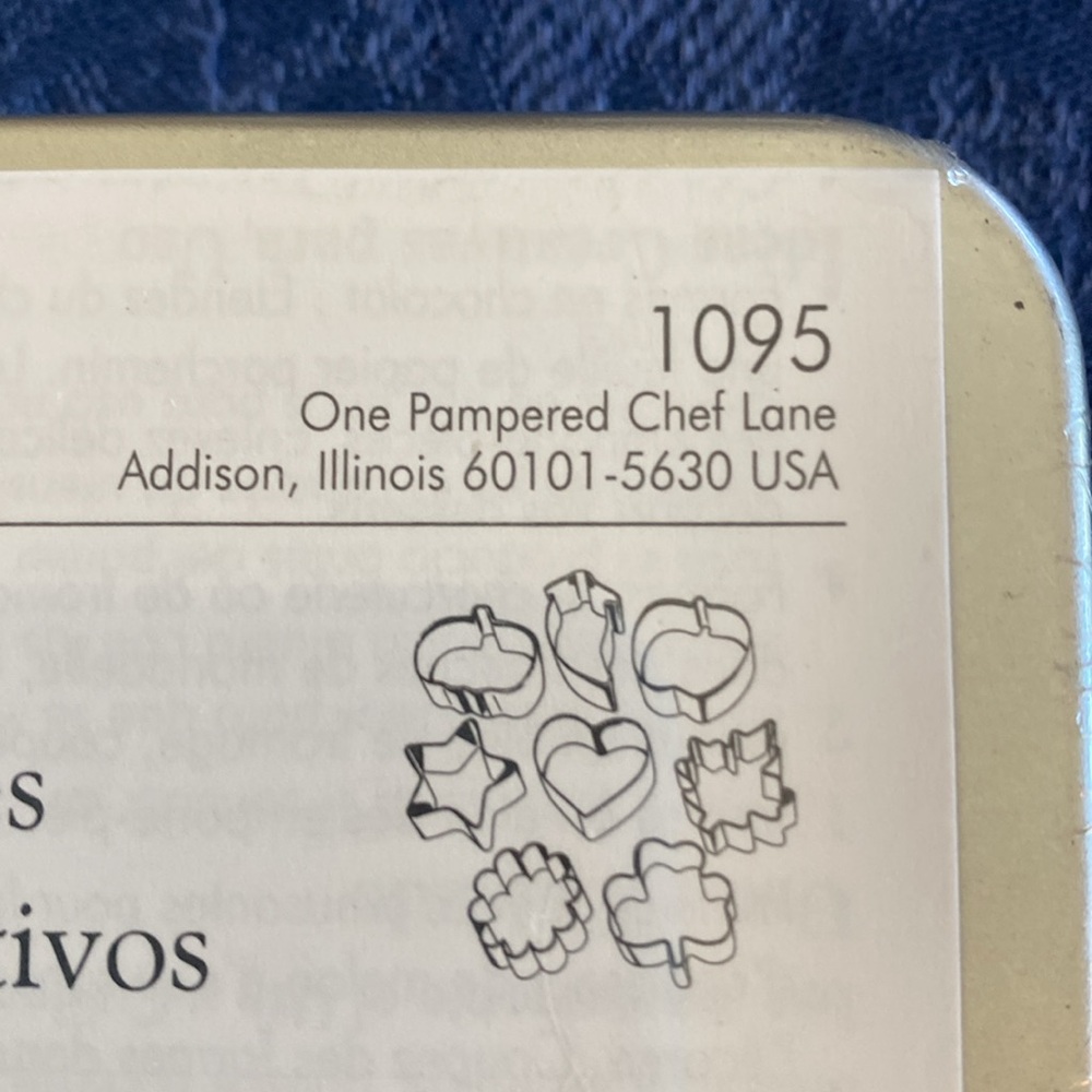 Pampered Chef Creative Cutters Set - Picture 2 of 3